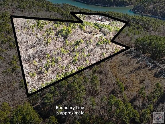 2nd image of 61 Pikeville Rd