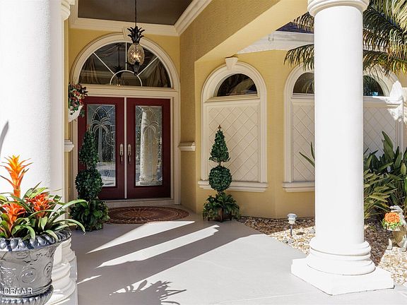2nd image of 14 Princess Cir