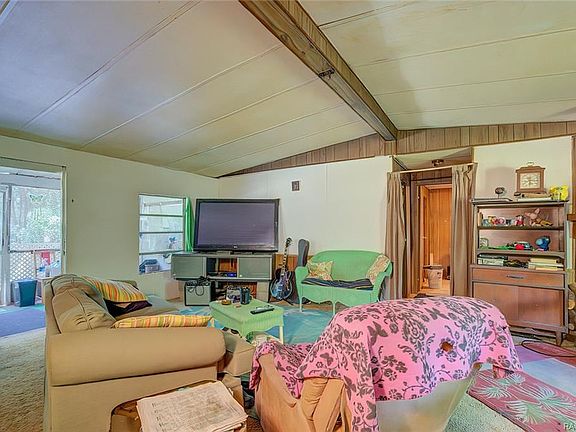 3rd image of 4016 N Elwyn Point