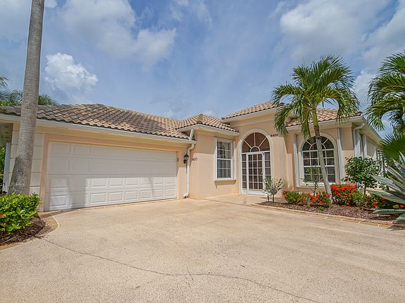4th image of 8400 SE Palm Hammock Ln