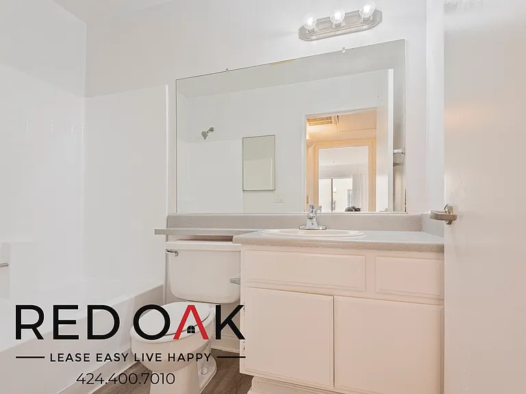 2724 Abbot Kinney Blvd #215 — Photo 17