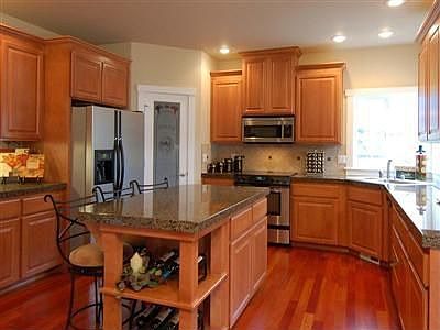 4th image of 10820 152nd Street Ct E