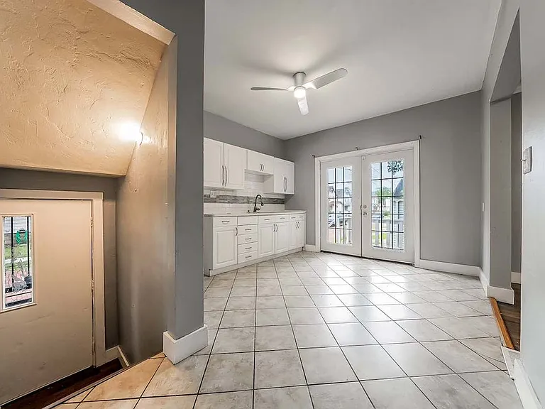 2145 W 100th St — Photo 15