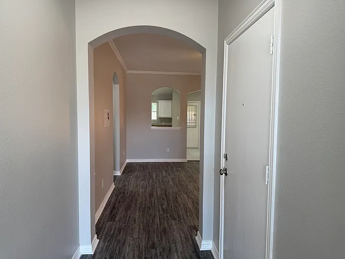 4815 Mexico Ct — Photo 2