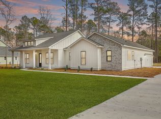 412 Myers Mayo Rd, Ridgeville, SC 29472