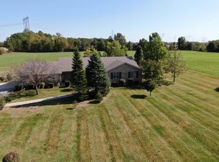 12693 S West County Line Rd, Roanoke, IN 46783