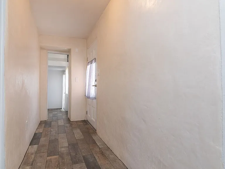 728 Montez Pl — Photo 12