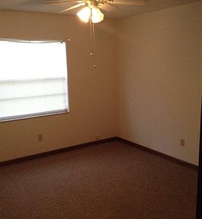 5th image of 40 Beechwood Ln