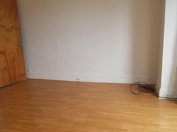 5th image of 4610 Benner St #2F