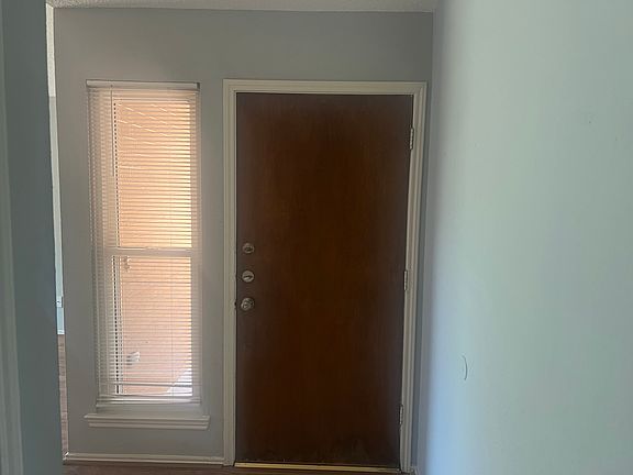 4th image of 556 Kirkland Dr