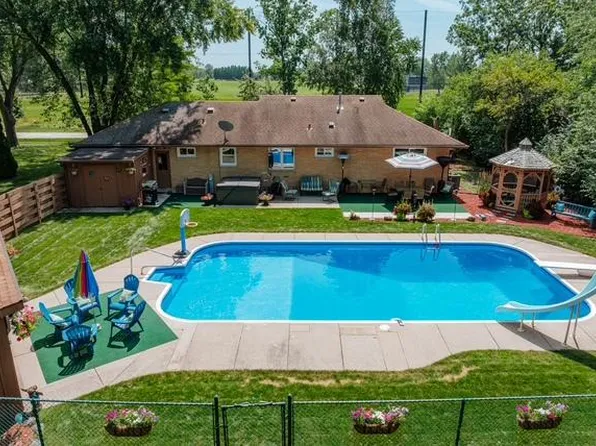 15440 Mt Vernon AVENUE, Brookfield, WI 53005