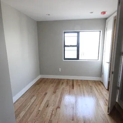 Rented by Nooklyn NYC LLC | media 30