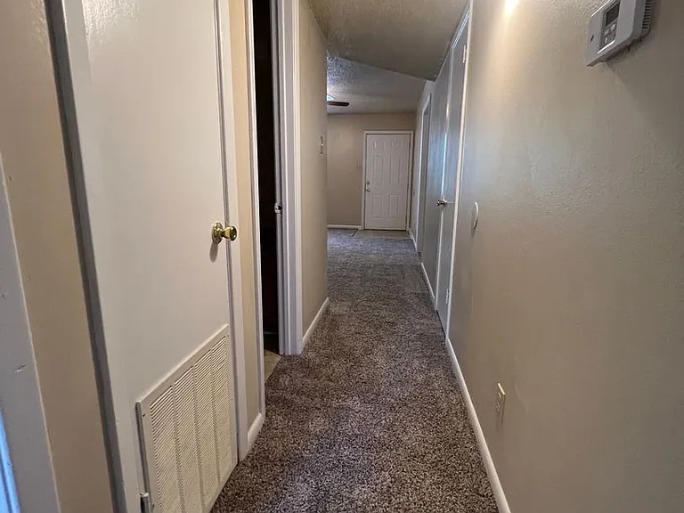9 Pinewood Ct — Photo 16