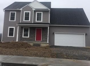 96 Bryn Way, Mount Wolf, PA 17347