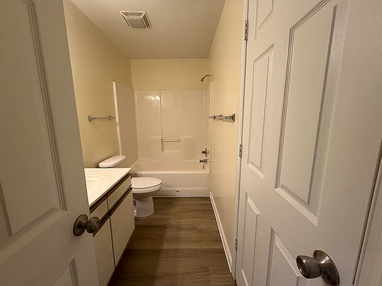 111 McConville Rd #B — Photo 13