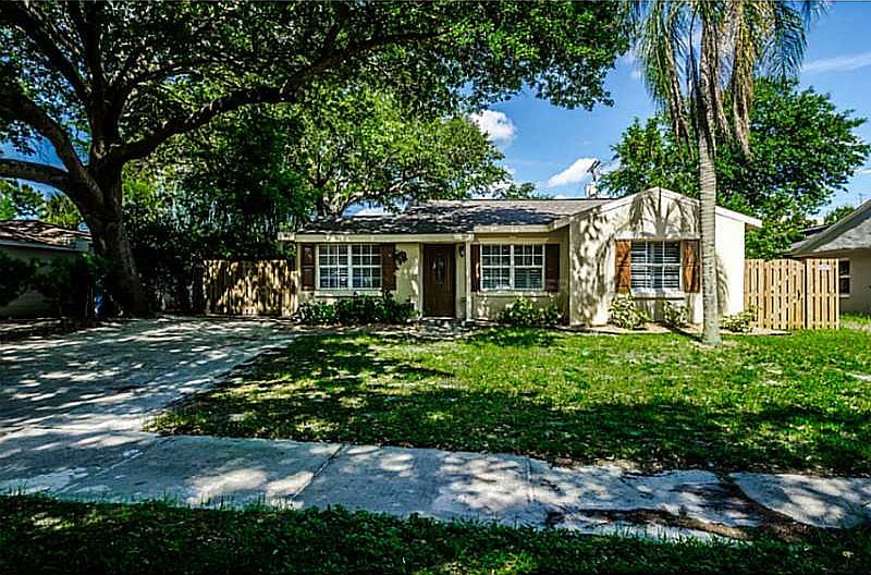 1st image of 3609 W Renellie Cir