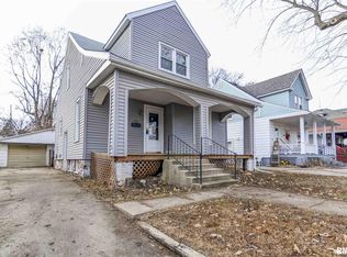 2351 S 10th St, Springfield, IL 62703