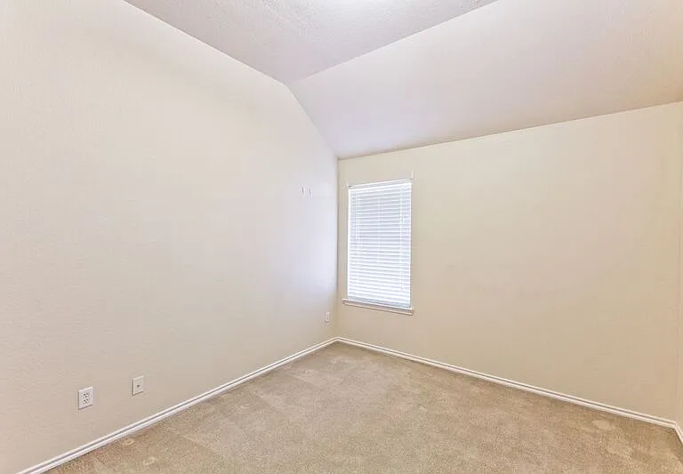 4009 Hidden Meadow Ct — Photo 39