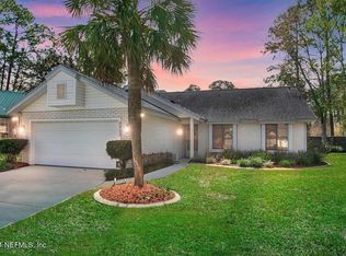 8893 Nature View Ln W, Jacksonville, FL 32217