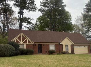 7674 Apple Valley Rd, Germantown, TN 38138