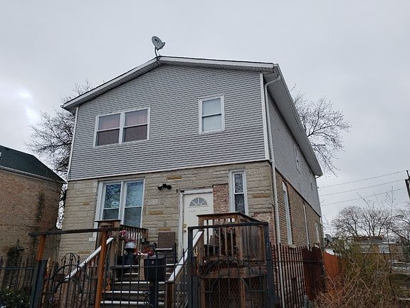 2nd image of 627 N Trumbull Ave