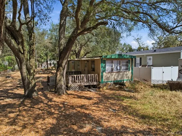 6331 W Orange Ln, Crystal River, FL 34429