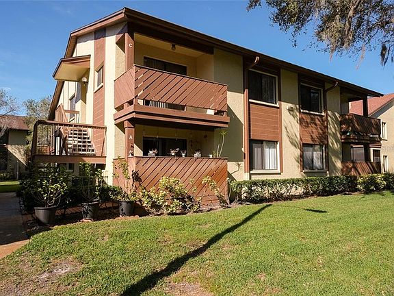 4th image of 2368 Flanders Way APT C