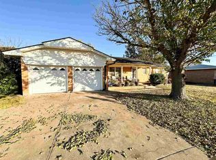 2 SW 45th St, Lawton, OK 73505