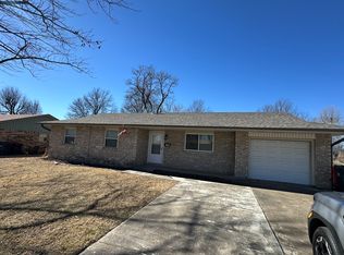 1406 Dyer St, Springdale, AR 72762