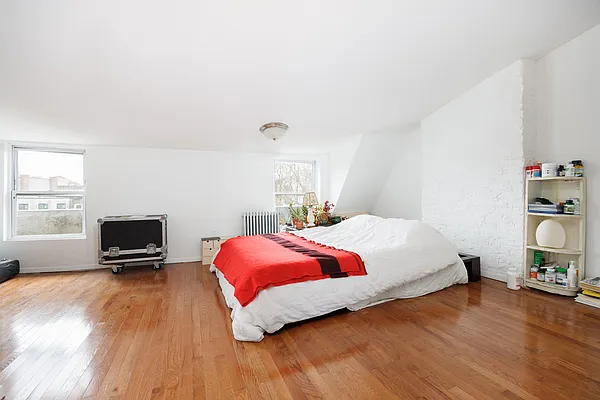 Sold by Compass | media 3