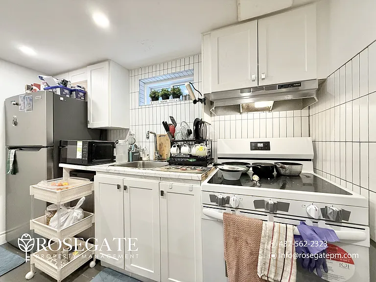 326 Chartland Blvd S #2 — Photo 2