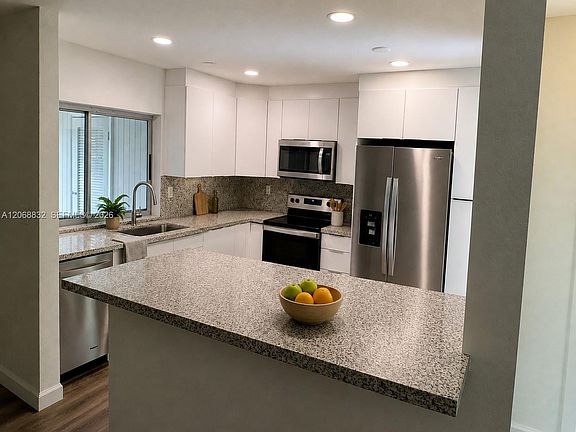 4th image of 16971 SW 113th Ct #31444E