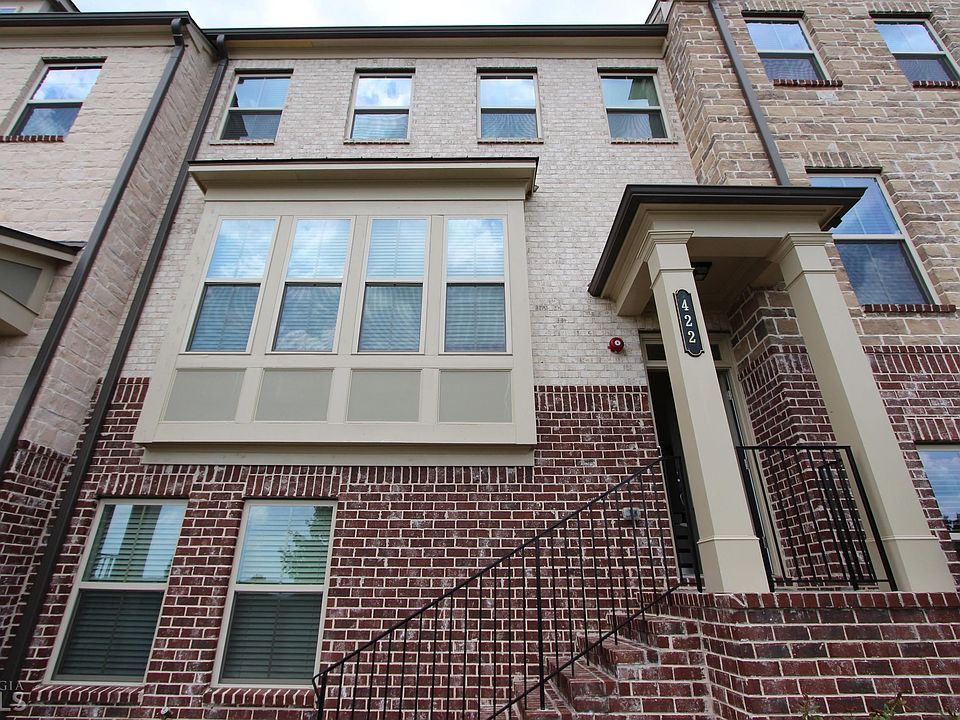 1st image of 422 Montclair Ct