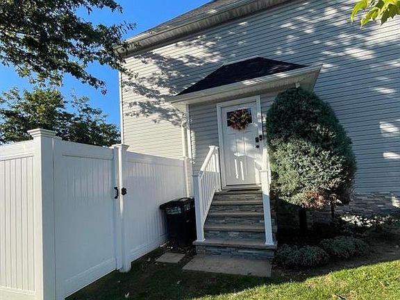 2nd image of 22 Carmel Ave