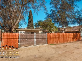 1423 Quincy St, Bakersfield, CA 93305
