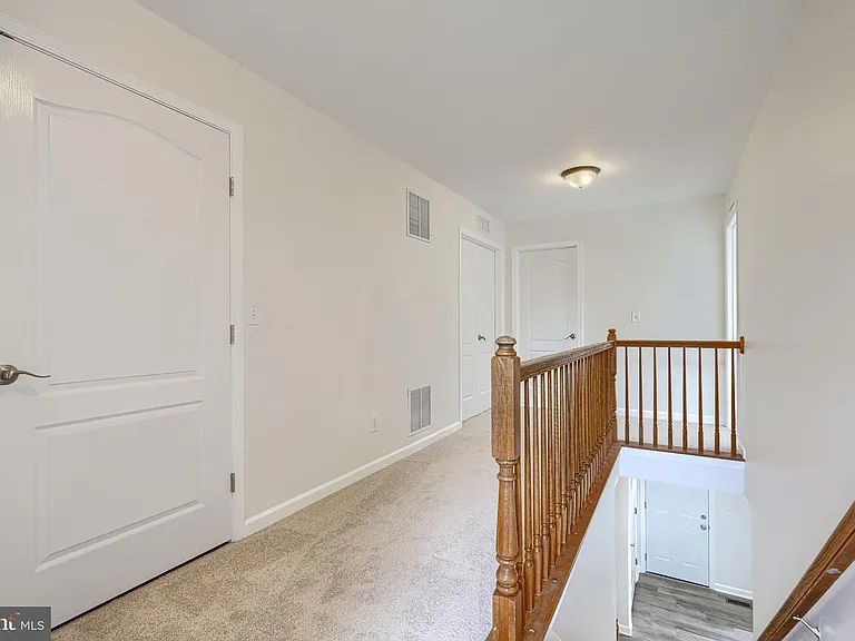 605 N Paradise Rd — Photo 20