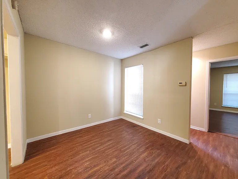12735 Burninglog Ln — Photo 8