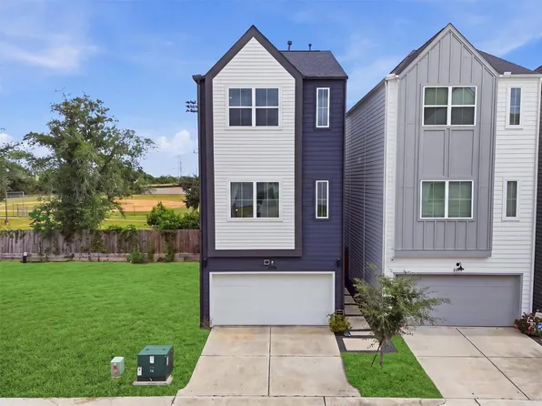 2206 Springwood Vista Ln, Houston, TX 77055