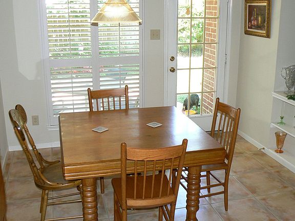 Breakfast Room