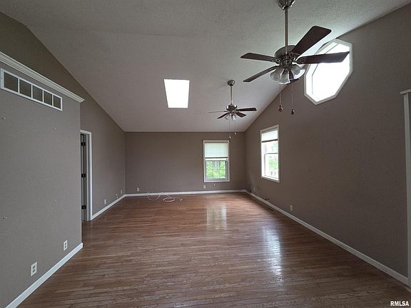 4th image of 511 West St