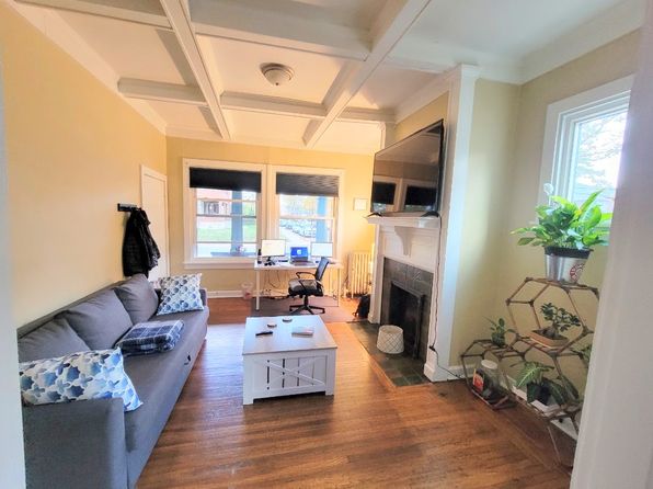746 E End Ave APT 1