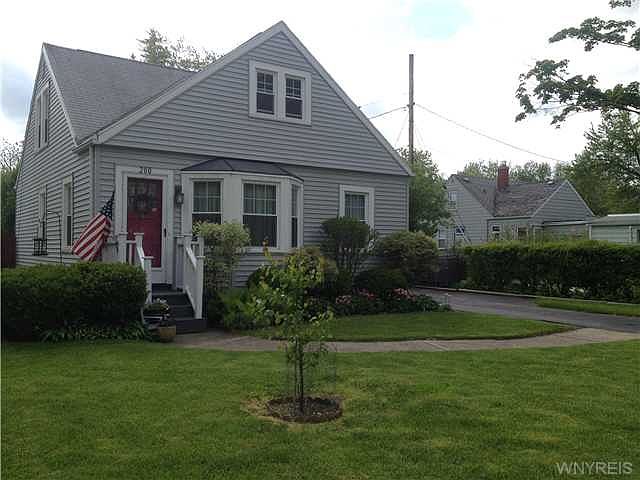 1st image of 200 Kenview Blvd