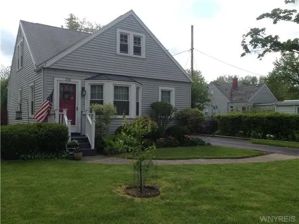 200 Kenview Blvd, Cheektowaga, NY 14215