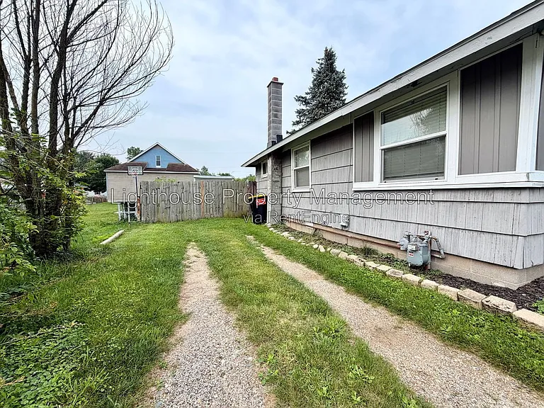 544 Hacker Dr — Photo 12