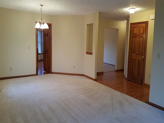 3rd image of 2630 Alexander Ct