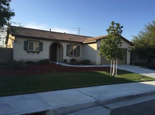 6867 Woodrush Way, Corona, CA 92880