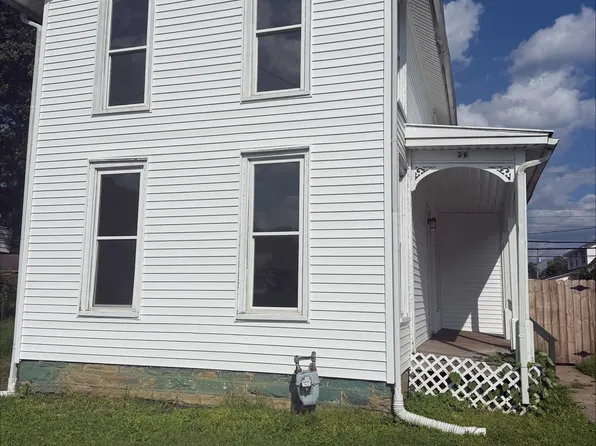 28 Roe Ave, Newark, OH 43055