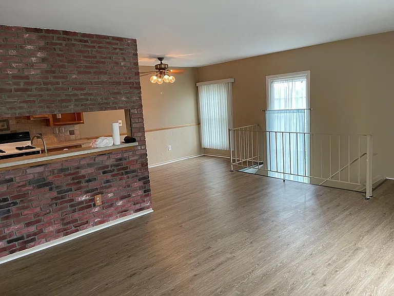 23653 Stonehenge Blvd — Photo 6