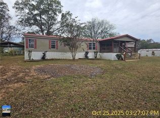 121 9th St, Akron, AL 35441