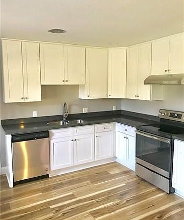 3rd image of 3627 Herald St